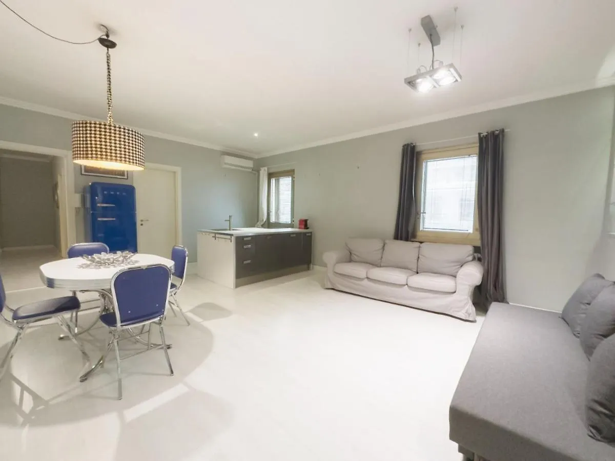 Machiya 128 Apartment Bari 0*,  Italy